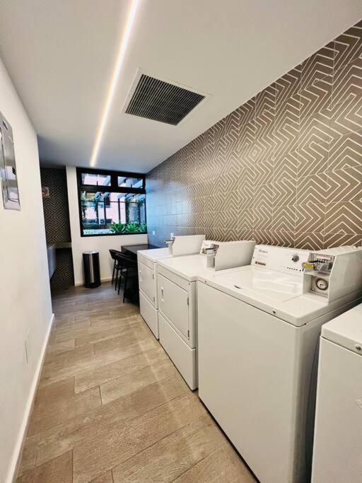 Apartamento 2 Habitaciones, Edificio Airali, Zona 10, Miradolo Ciudad de Guatemala Exteriér fotografie