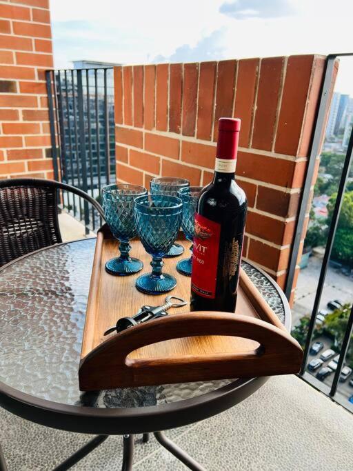 Apartamento 2 Habitaciones, Edificio Airali, Zona 10, Miradolo Ciudad de Guatemala Exteriér fotografie